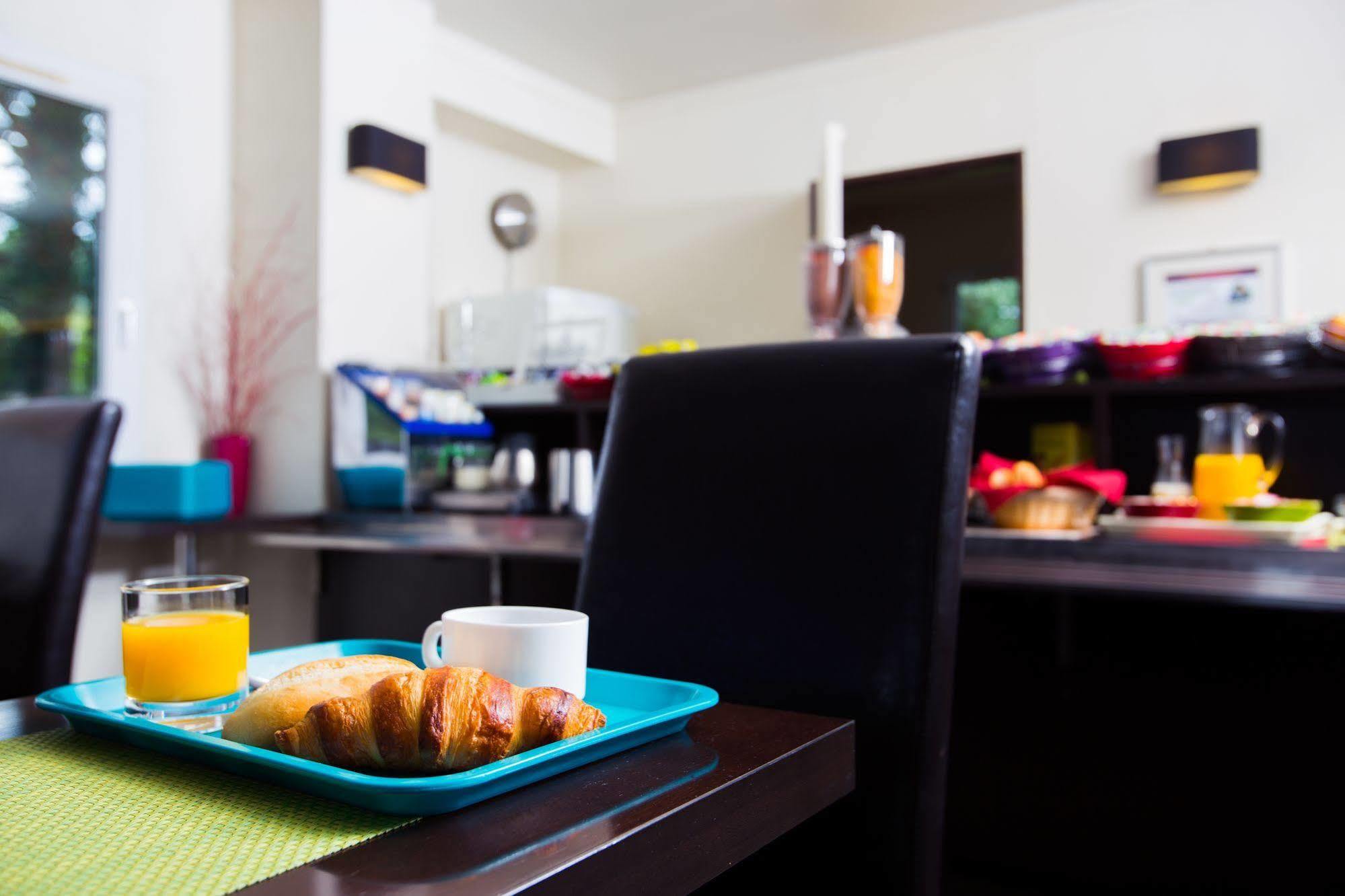 Hotel Akena Creil - Clermont Agnetz 阿涅尔兹 外观 照片