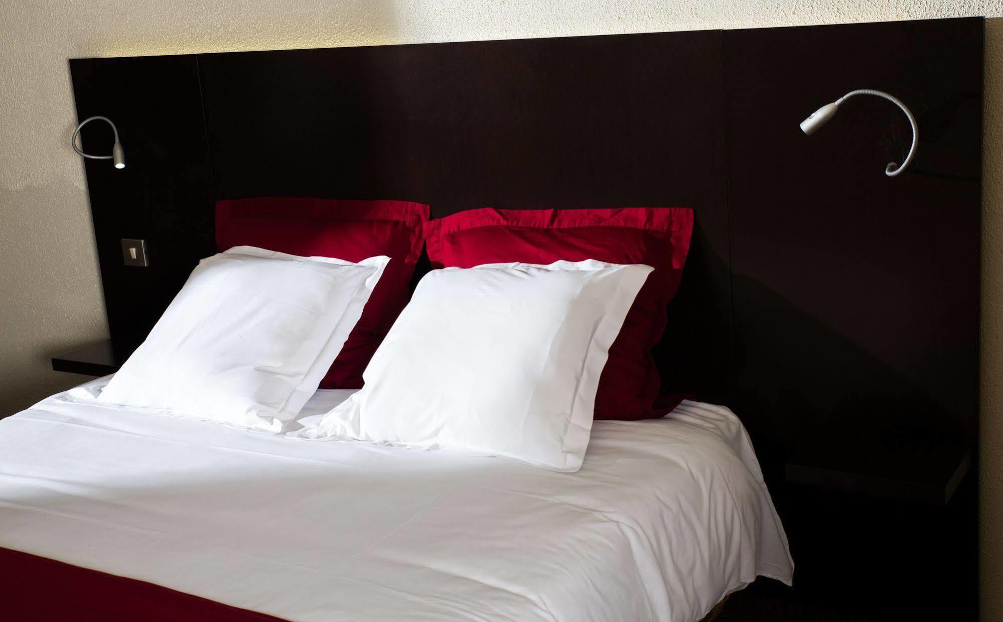 Hotel Akena Creil - Clermont Agnetz 阿涅尔兹 外观 照片